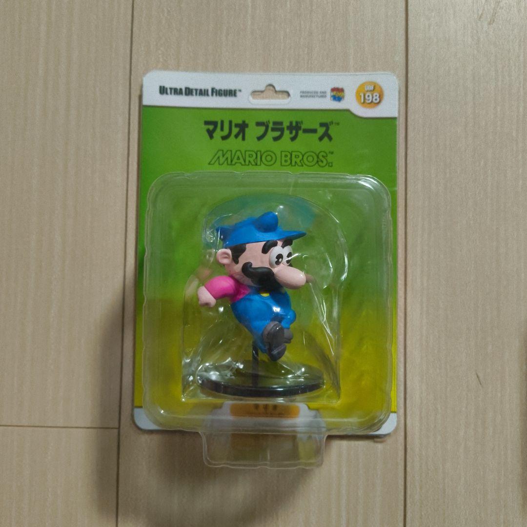 マリオ　ブラザーズ　ルイージ　UDF フィギュア　ソフビ