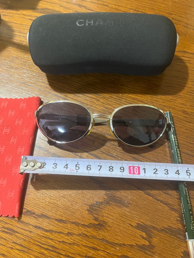CHANEL 08843 オーバル メタルフレーム サングラス ケースクロス付き