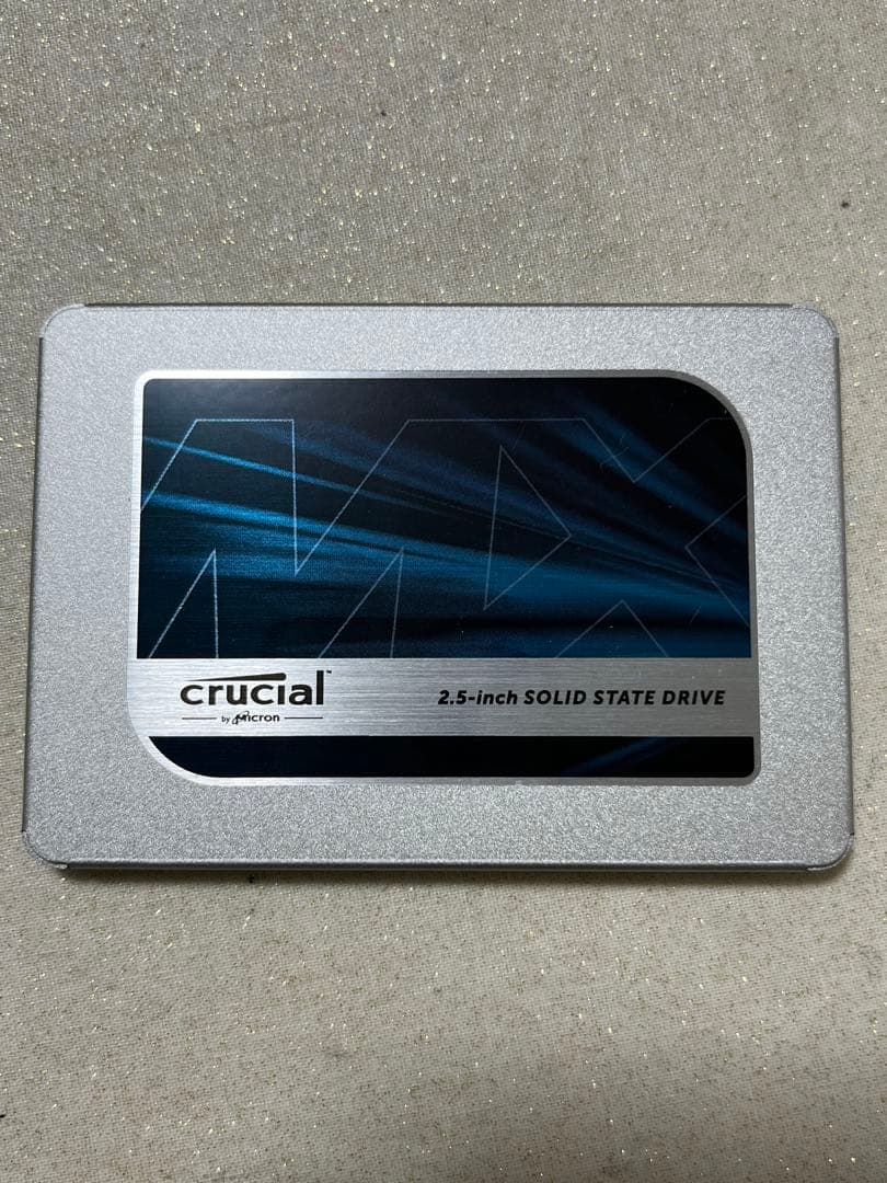 Crucial MX500 500GB 2.5インチSSD 使用時間少なめ