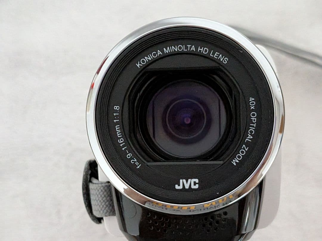 美品で人気の白、JVC FULL HD ビデオカメラ 40倍光学ズーム 本体