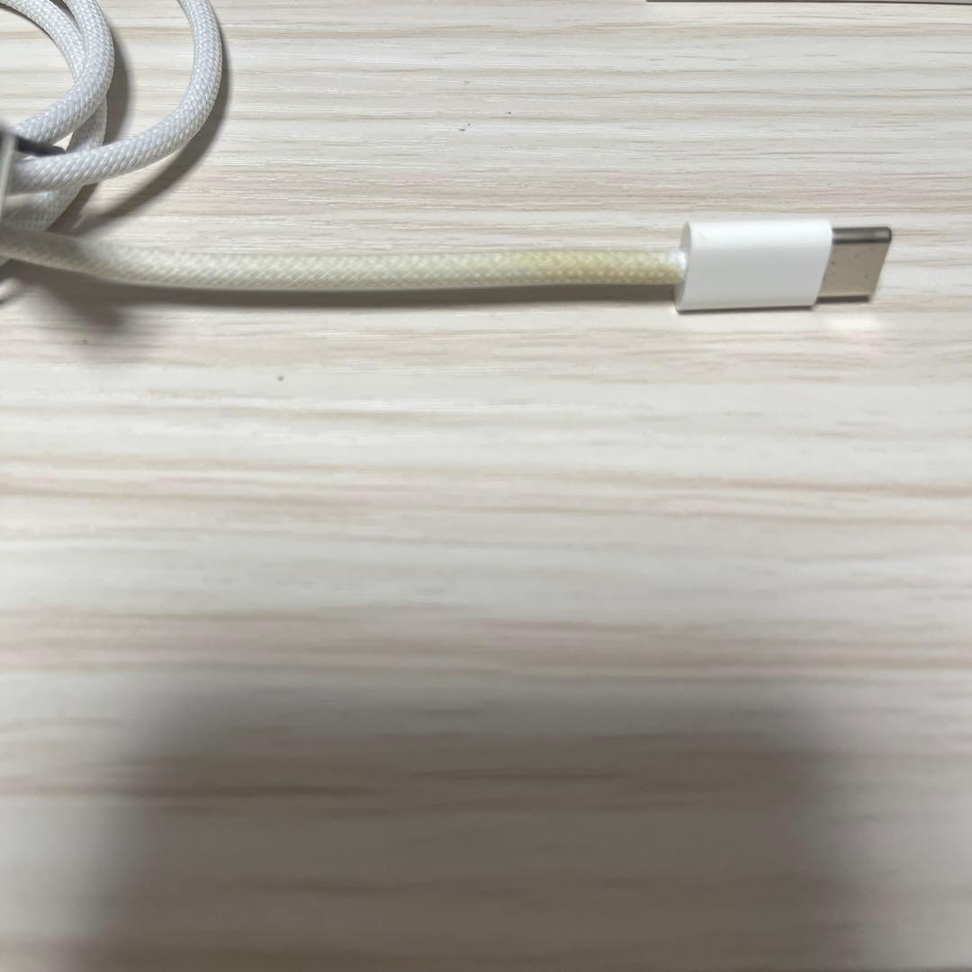 iPad Pro 第4世代　バッテリー 96%