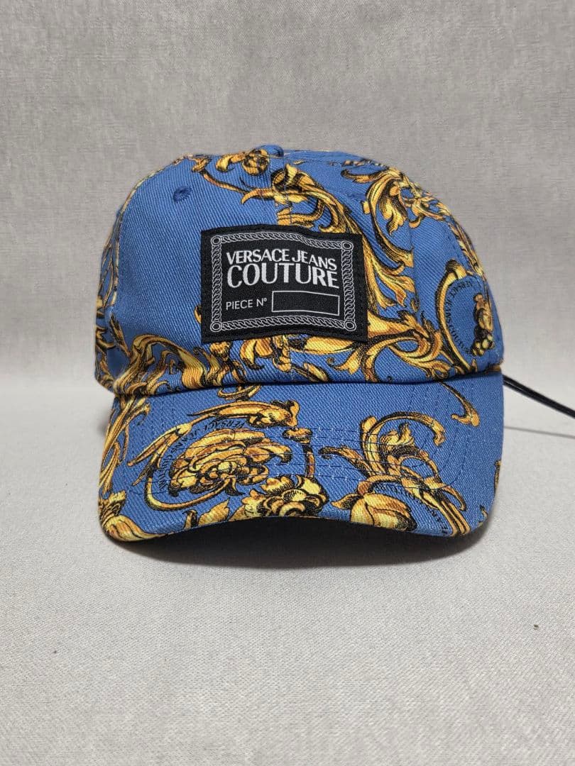 ♂♀新品・キャップ【Versace Jeans Couture】バロック柄　青
