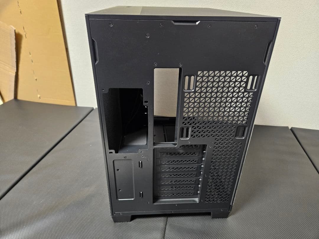 Antec C8 フルタワー　PCケース ブラック　おまけつき