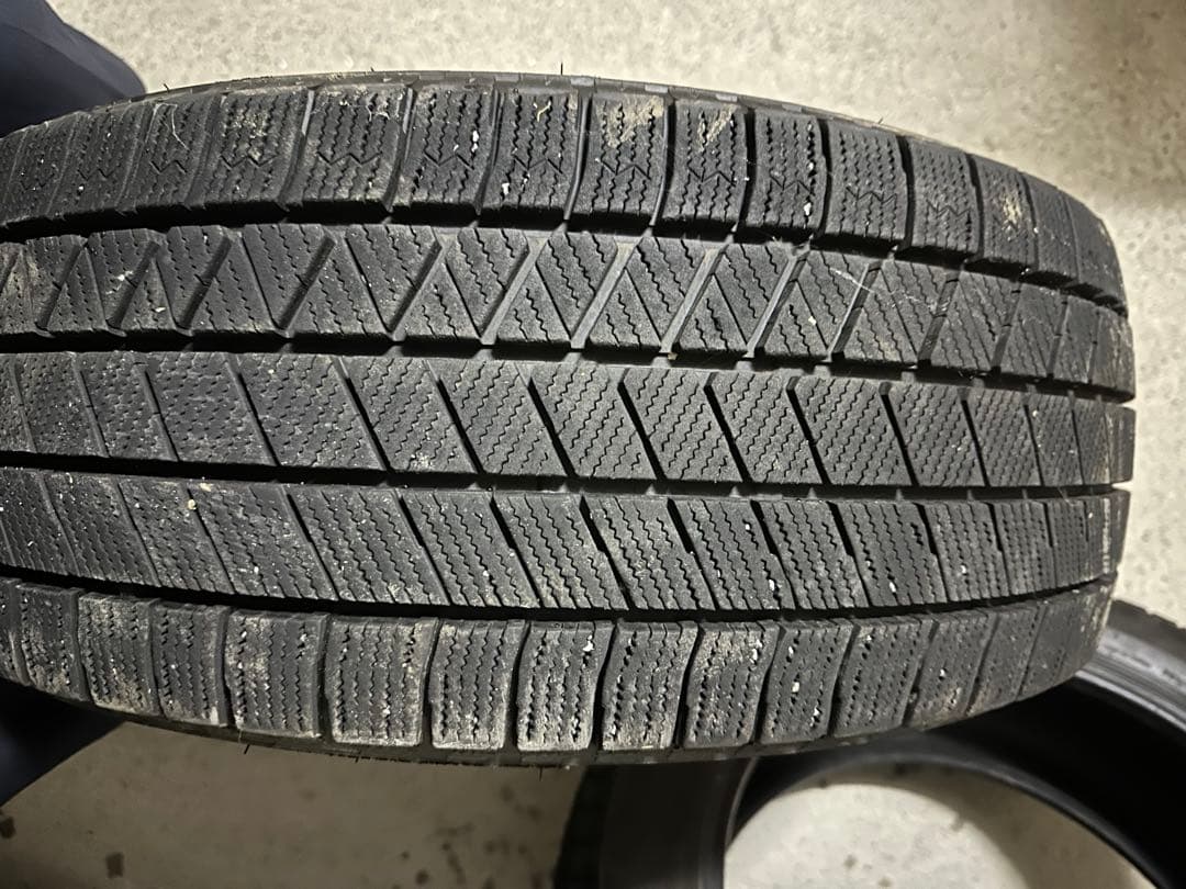 タイヤ・ホイール BRIDGESTONE VRX3 215/55R17