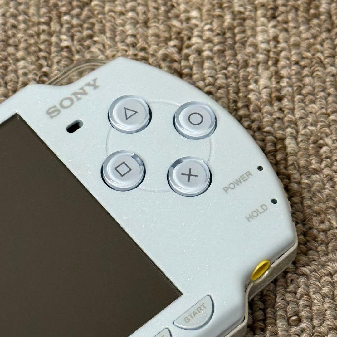 PSP-2000 本体 フェリシアブルー
