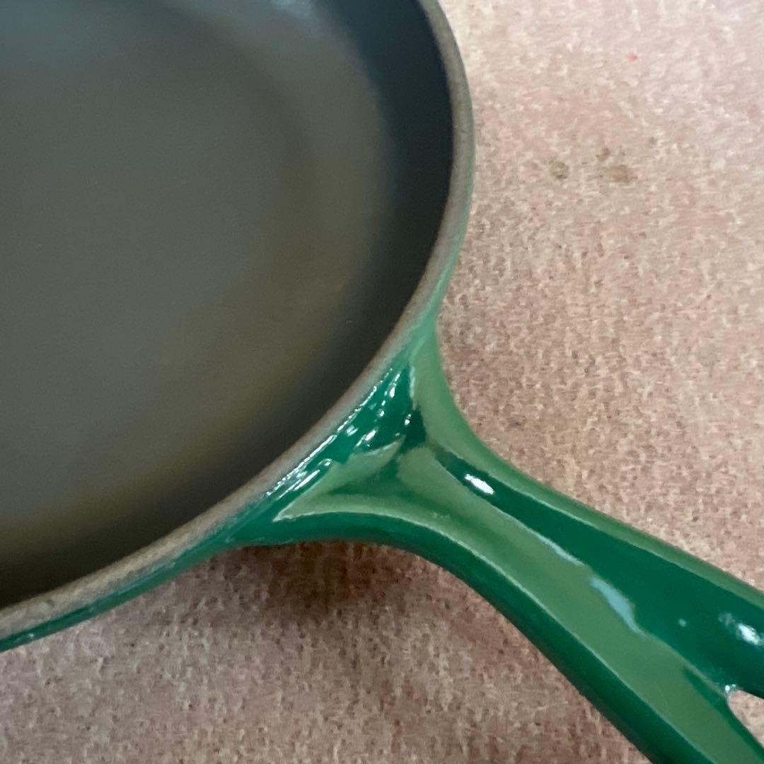最終値段　LE CREUSET ル・クルーゼ　スキレット　23cm グリーン