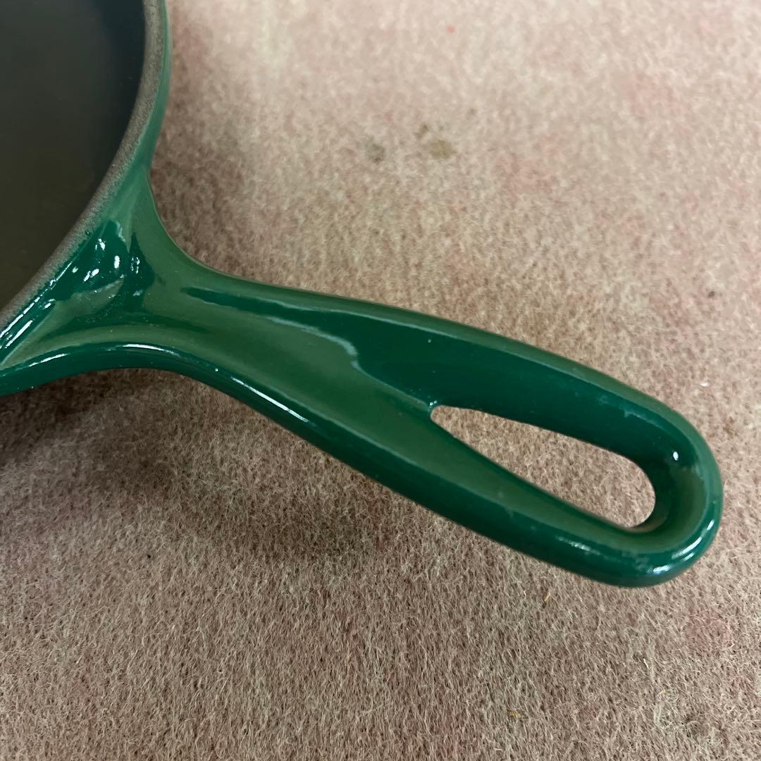 最終値段　LE CREUSET ル・クルーゼ　スキレット　23cm グリーン