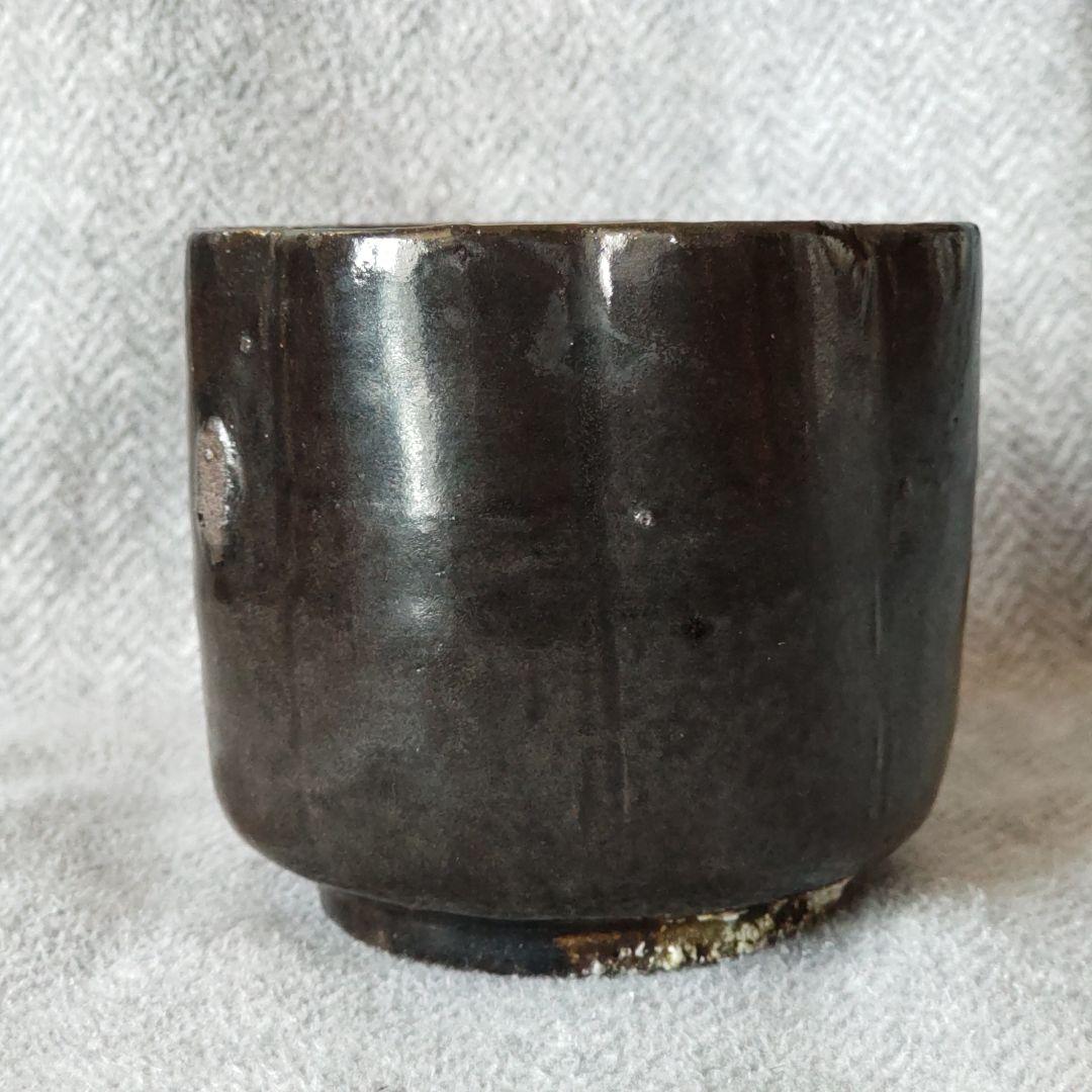 小林東五　天目輪花向付　中古品　黒釉　李朝　欠け・窯傷あり