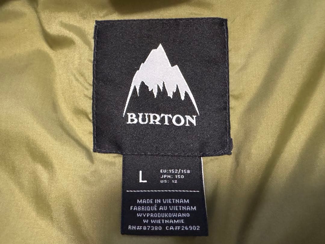 上下セットBURTON ジュニア 150 ジャケット&パンツスノーボードウェア