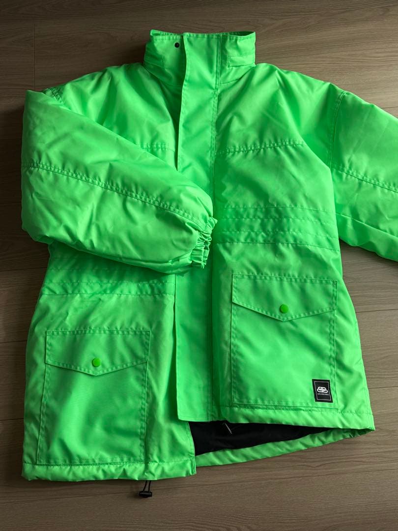 BALENCIAGA 蛍光ライトグリーン アウタージャケット