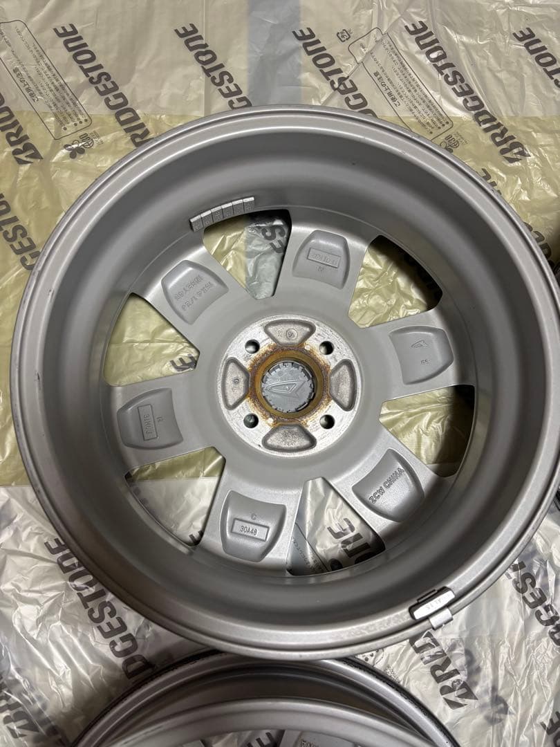 クリサ様用②【美品】ダイハツタフト 15インチ純正アルミホイール4本セット