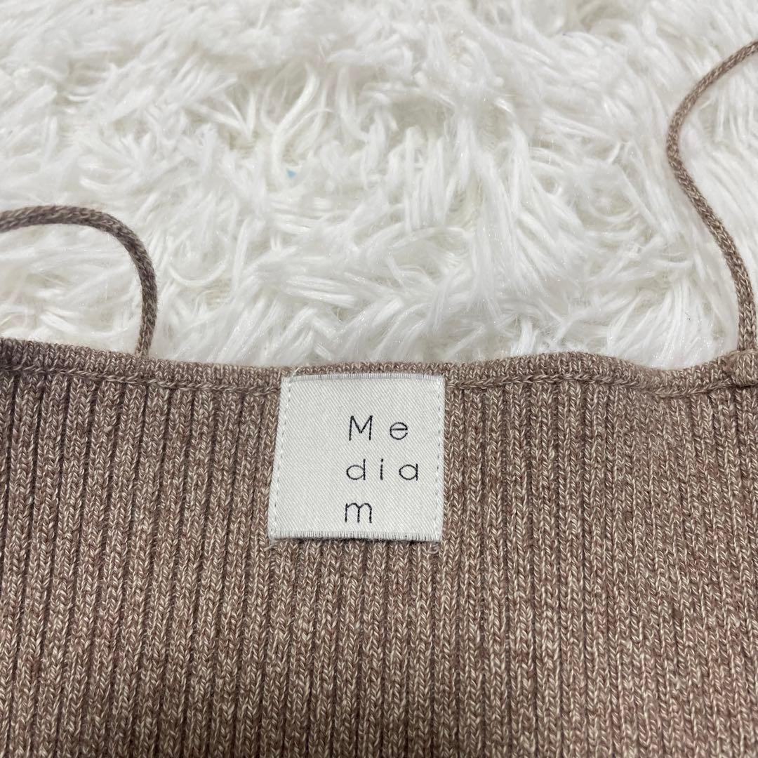 美品　mediam ミディアム　Knit Bare Top