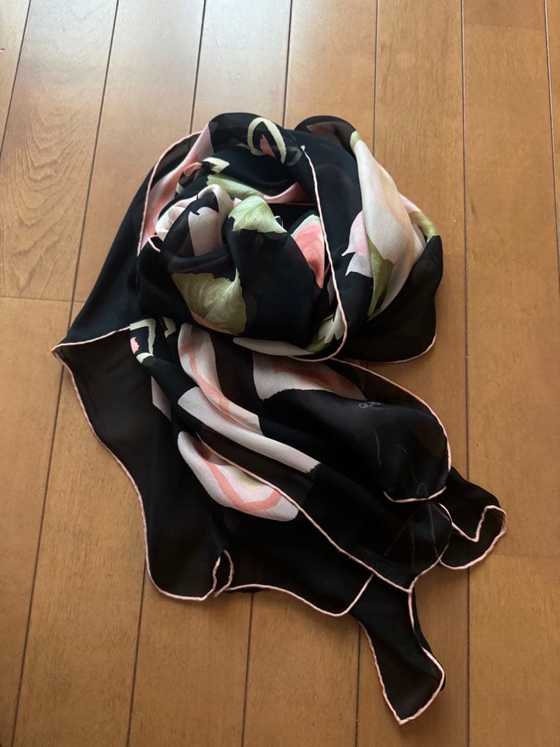 Giorgio Armani 花柄　シルクショール