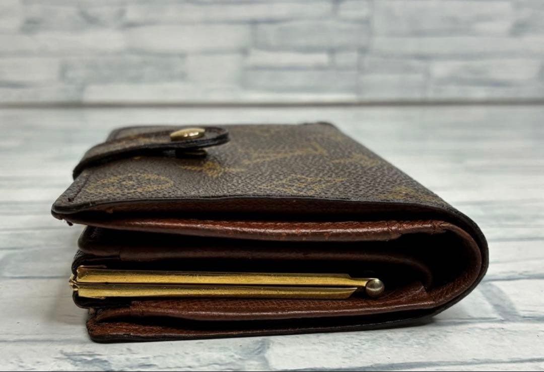 美品 50 LOUIS VUITTON ルイヴィトン　モノグラム折り財布