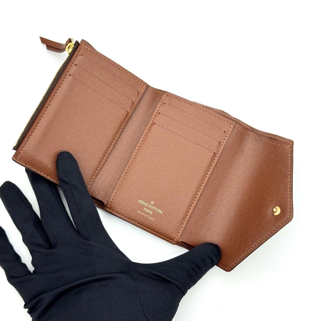 ヴィトン モノグラム ポルトフォイユ ヴィクトリーヌ IC 折り財布 コンパクト