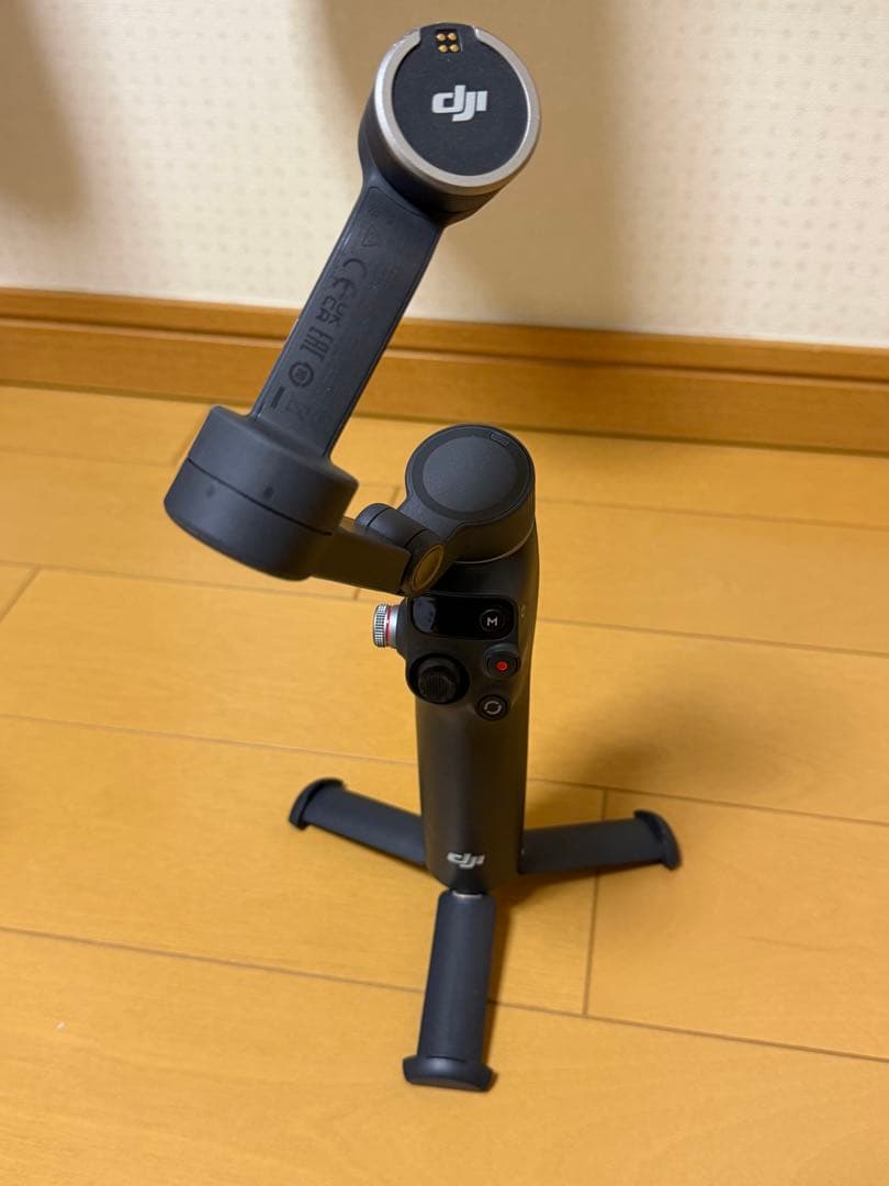 DJI Osmo Mobile 7P スタビライザー