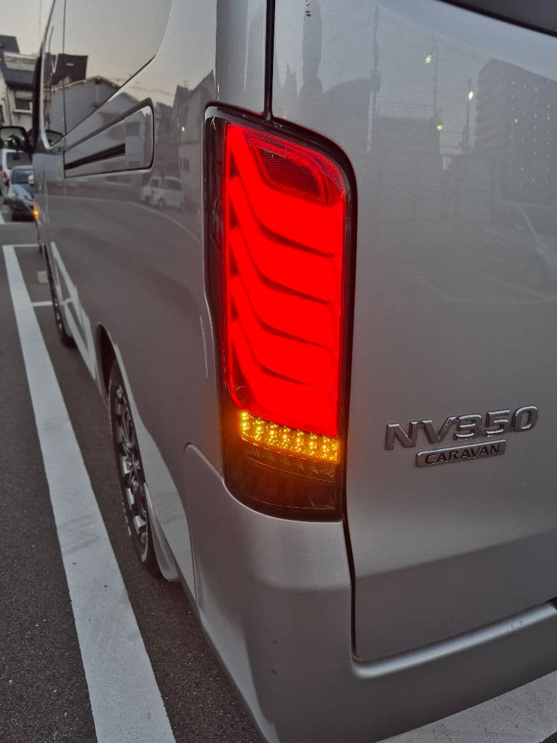 キャラバンNV350専用Valenti LEDテールランプ 配線付き