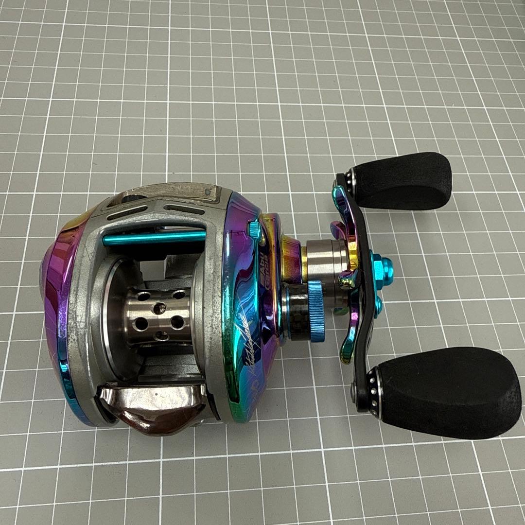 Abu Garcia レボ エリート オーロラ zpi 右巻