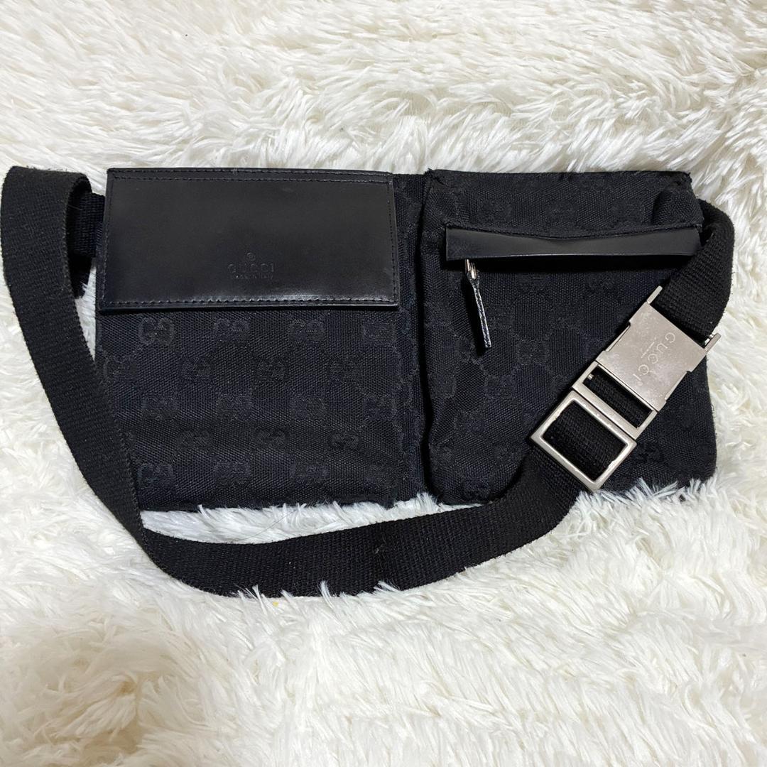 GUCCI ウエストポーチ ボディバッグ GG柄 キャンバス ブラック
