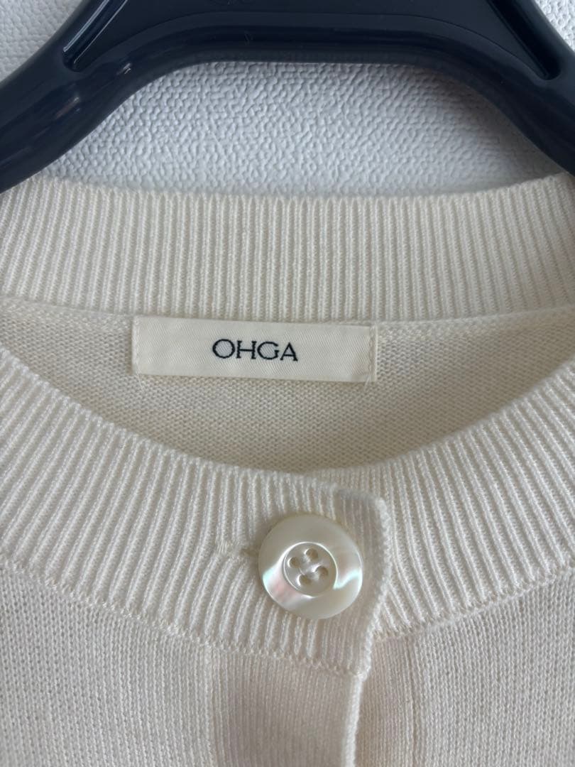美品 ohga フリルニットカーディガン　白