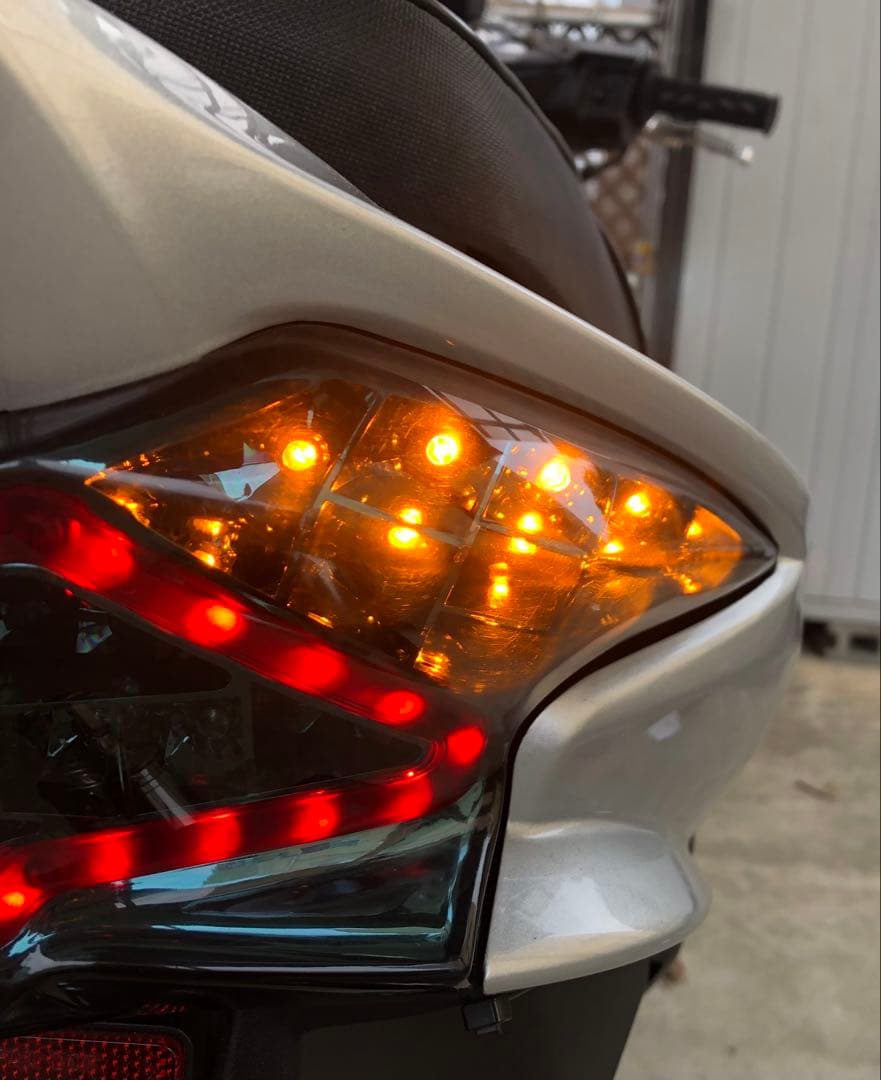 アドレスv125s L0 LEDスモークウインカー　オマケ付き