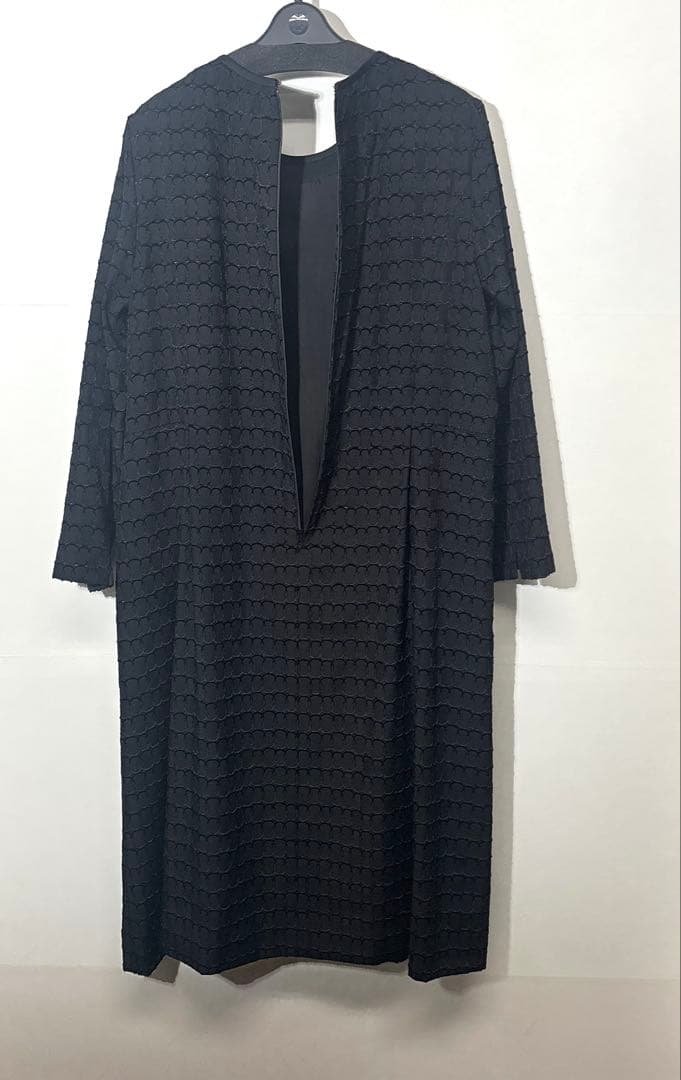 【新品】定価88,000円　レリアン　フォーマルワンピース　ブラック17＋