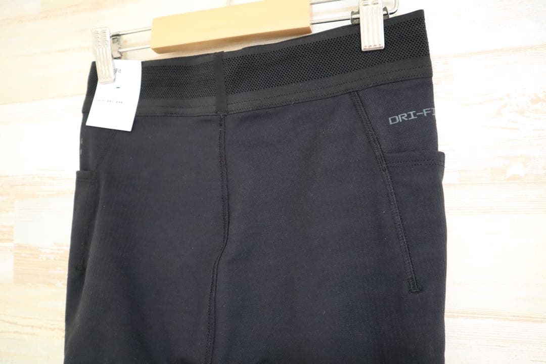 新品 Lサイズ NIKE ナイキ　ランニングタイツ　ランニング ディビジョン