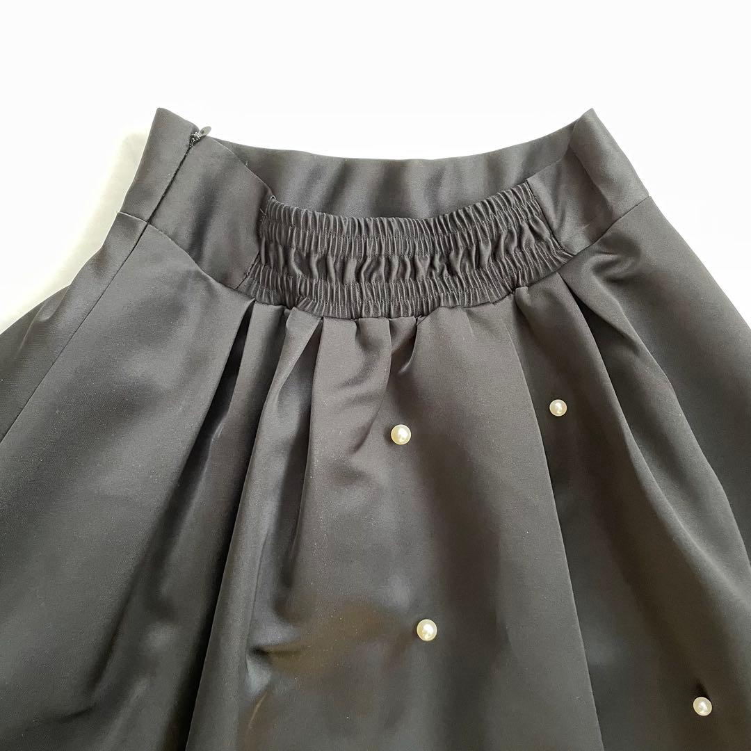 美品　SWINGLE ラグジュアリーサテンパールスカート　ロングスカート