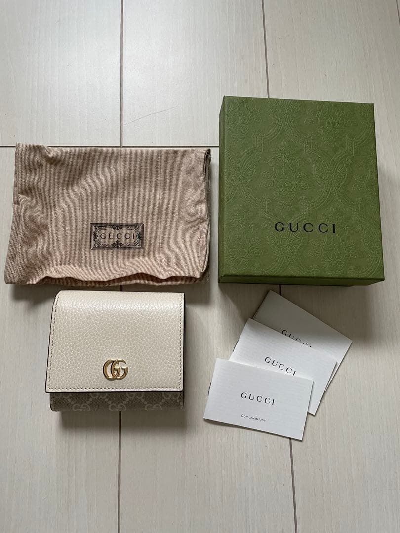 【付属品完備】GUCCI GGマーモント 2つ折り財布 アイボリー