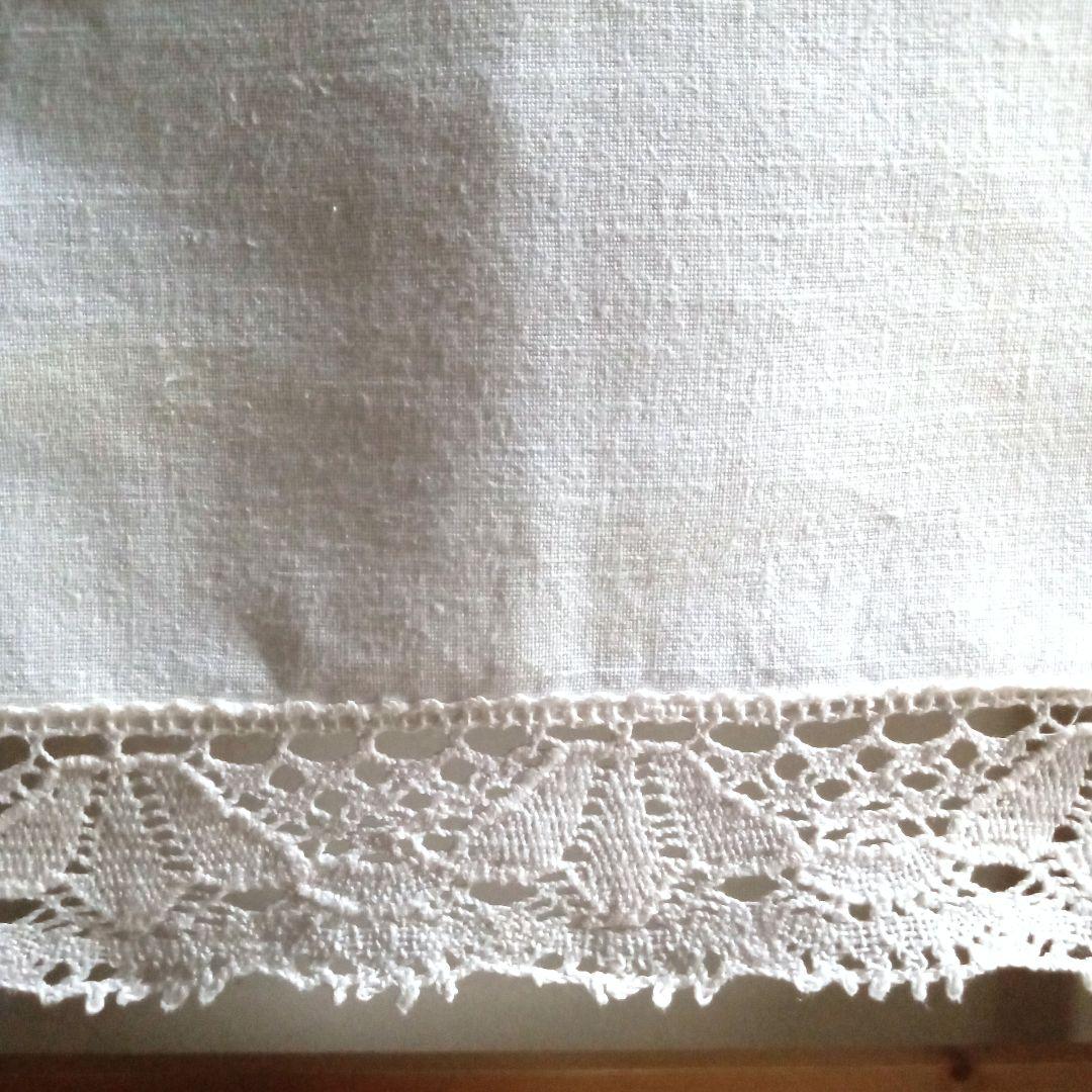 リネン刺繍テーブルクロス／レース縁取り／スウェーデン 90cm 北欧ヴィンテージ