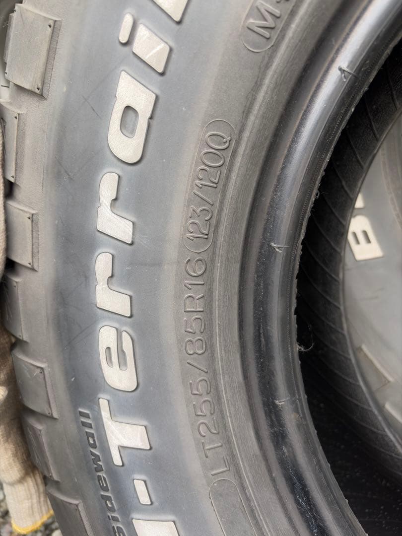 BFグットリッチ　255/85R16 4本セット