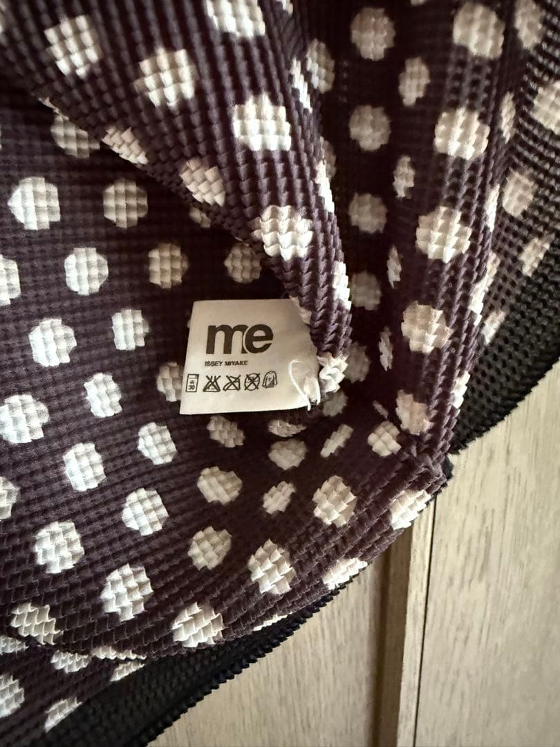 値下げ中！！me ISSEY MIYAKE ドット柄