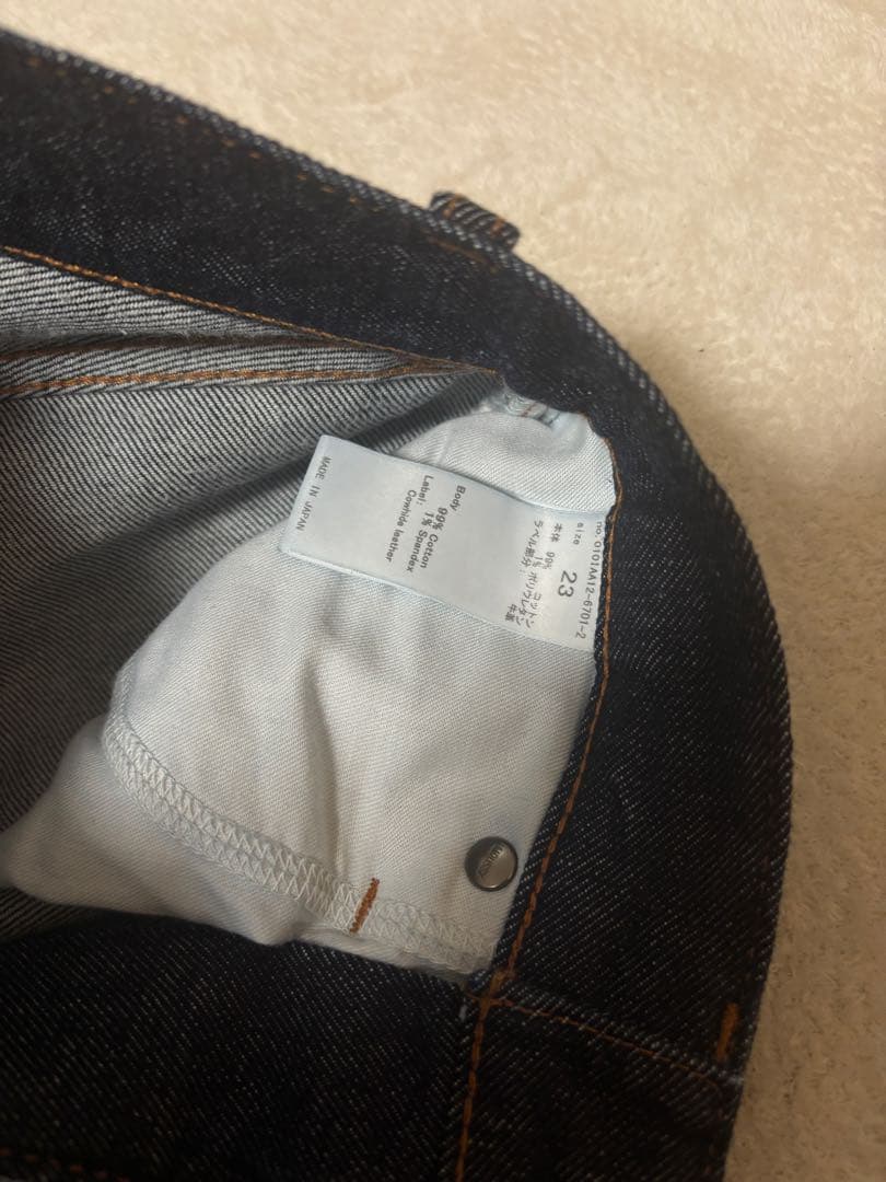 moussy mvs フレア 23