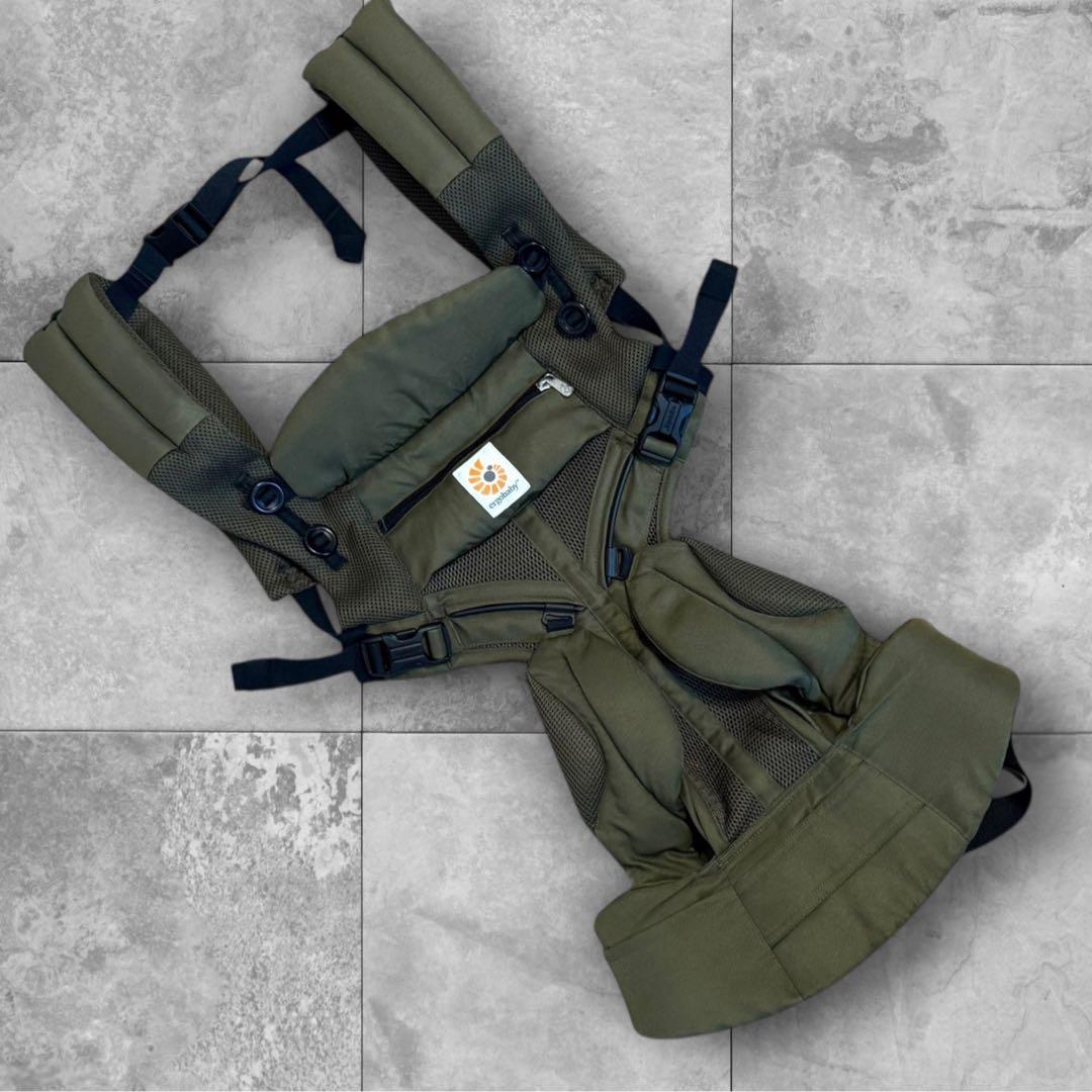 美品　ergo babyクールエアーメッシュ オムニ360 オールインワン付属品