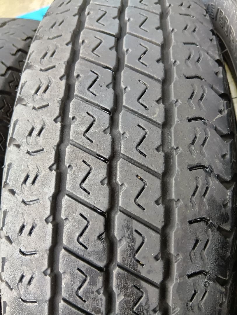 145/80R12・LT、ヨコハマ・軽トラ用ノーマルタイヤ4本、送料込み