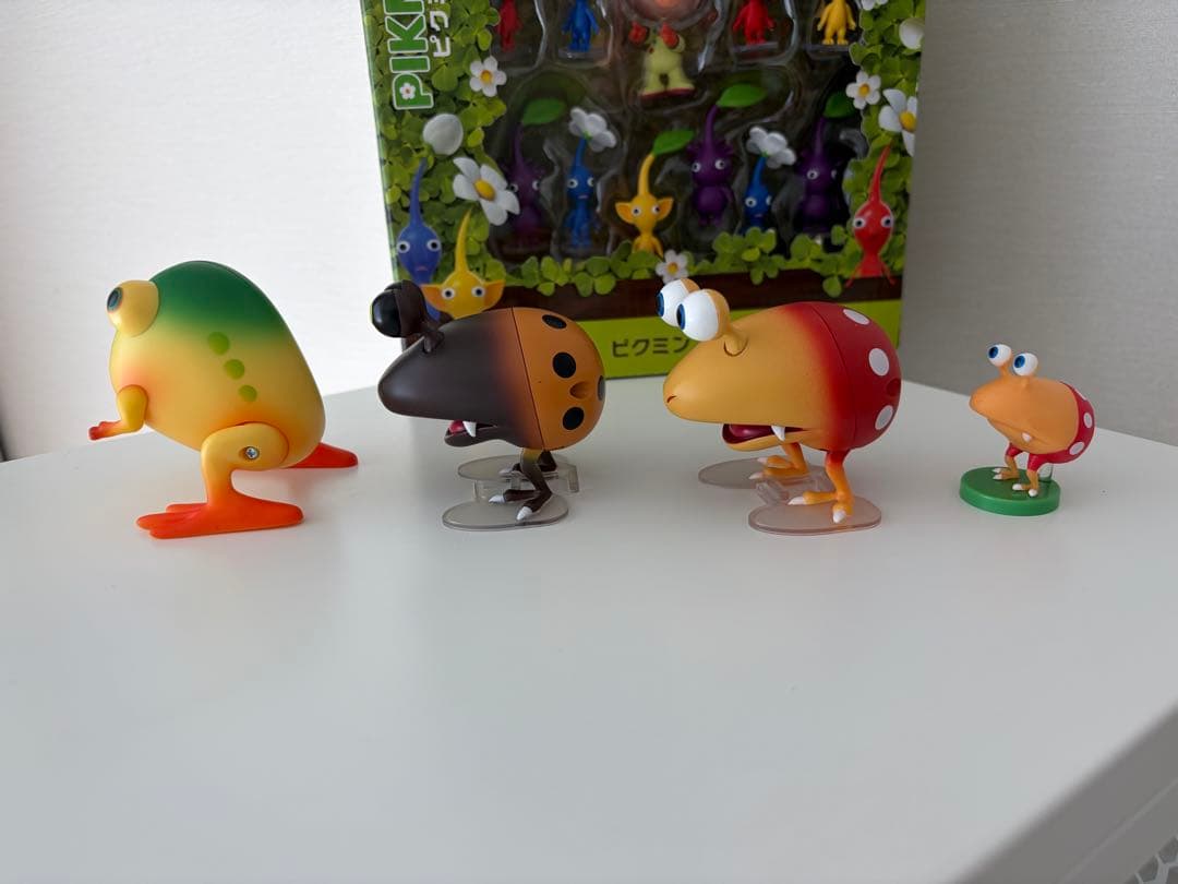 ピクミンフィギュアセット+敵キャラ+おまけ付き（テラリウム）