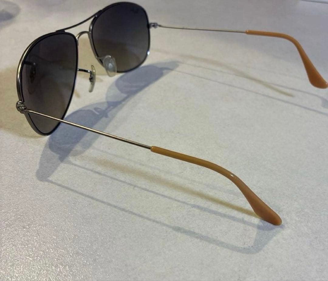 【NGUYENQUANGHOAI様限定】レイバン RB3362 コックピット