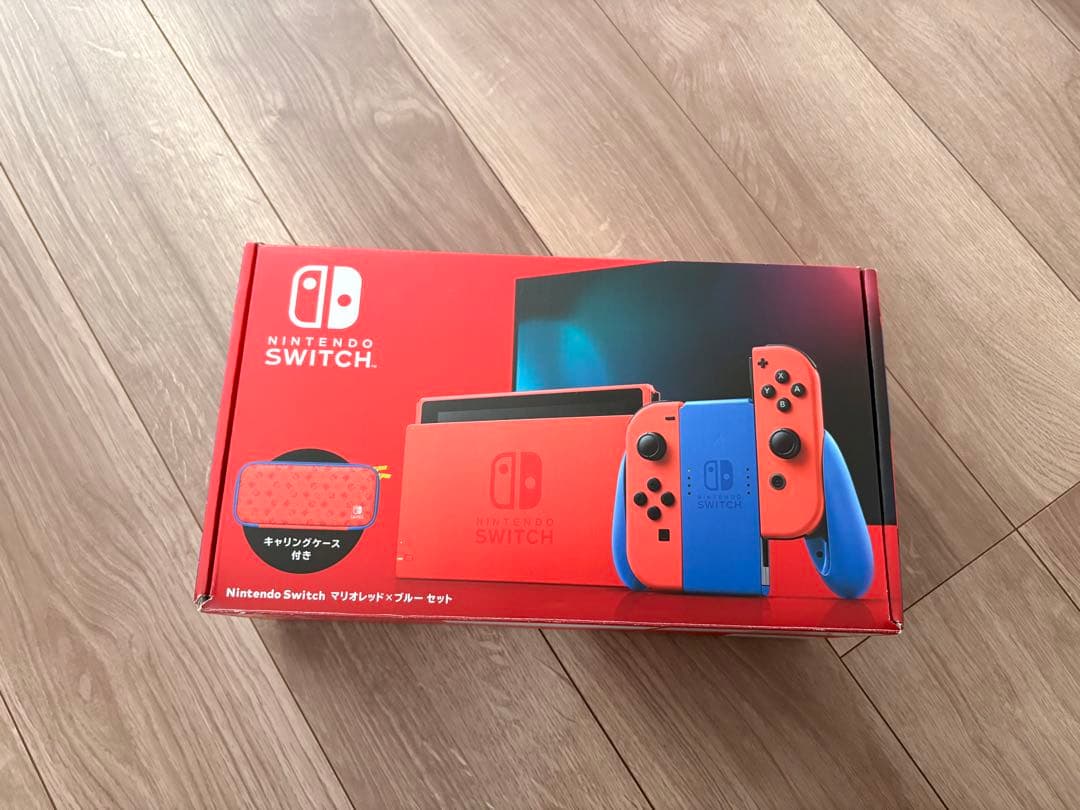 Nintendo Switch レッド 本体 + キャリングケース