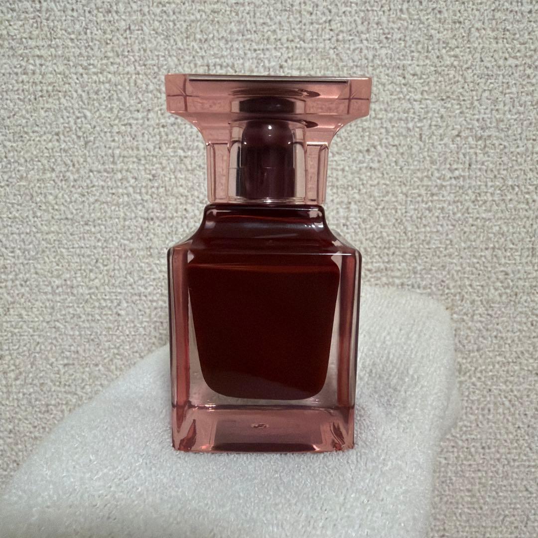 トムフォード ロストチェリー 30ml 箱無し