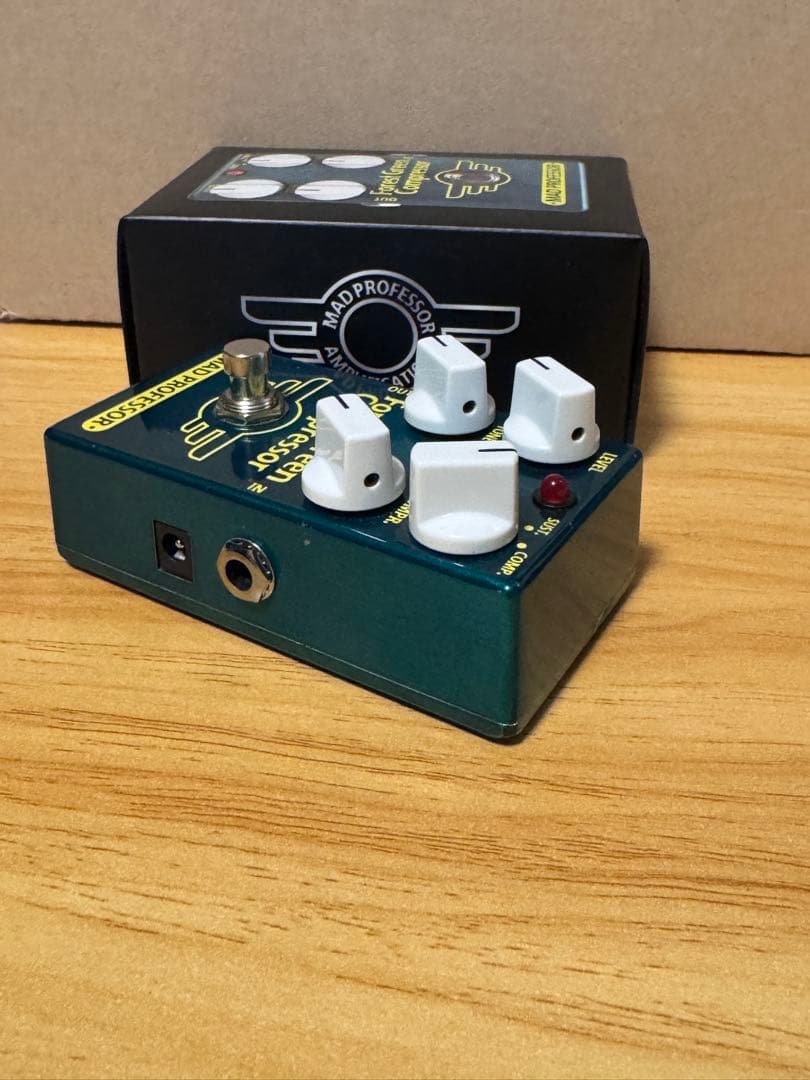 ベース MAD PROFESSER FOREST GREEN COMPRESSOR