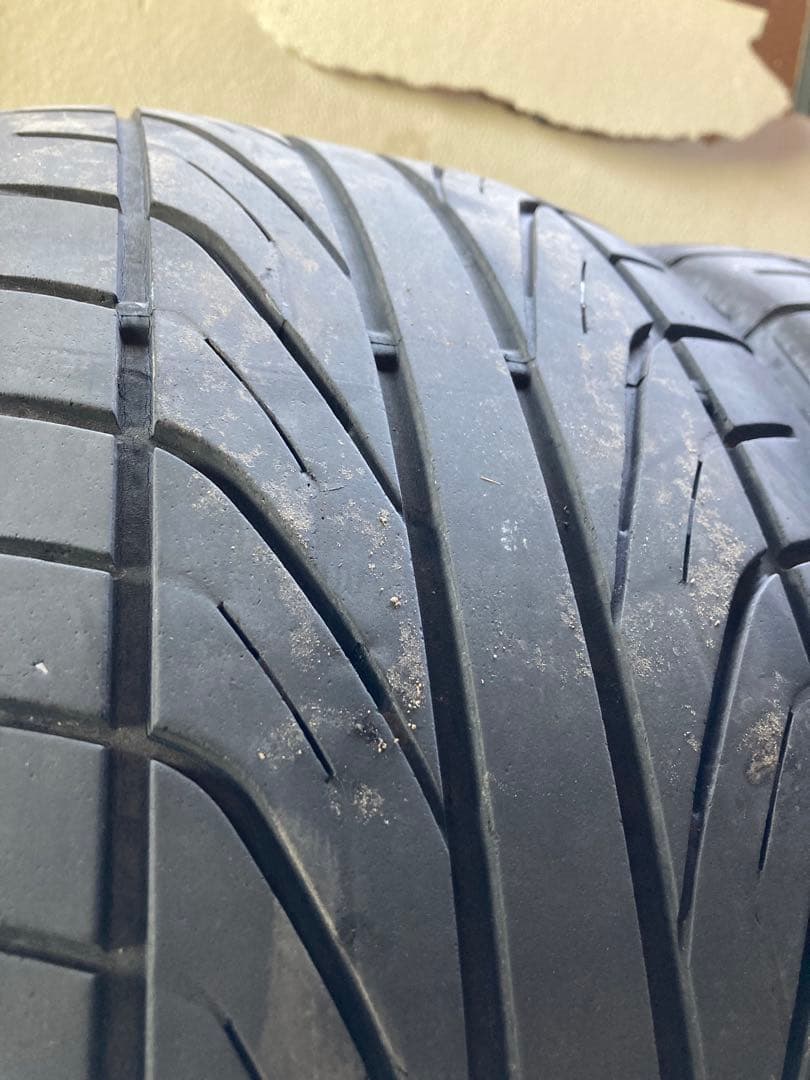 国産ダンロップ。215/50R17インチ　サマータイヤ 4本セット