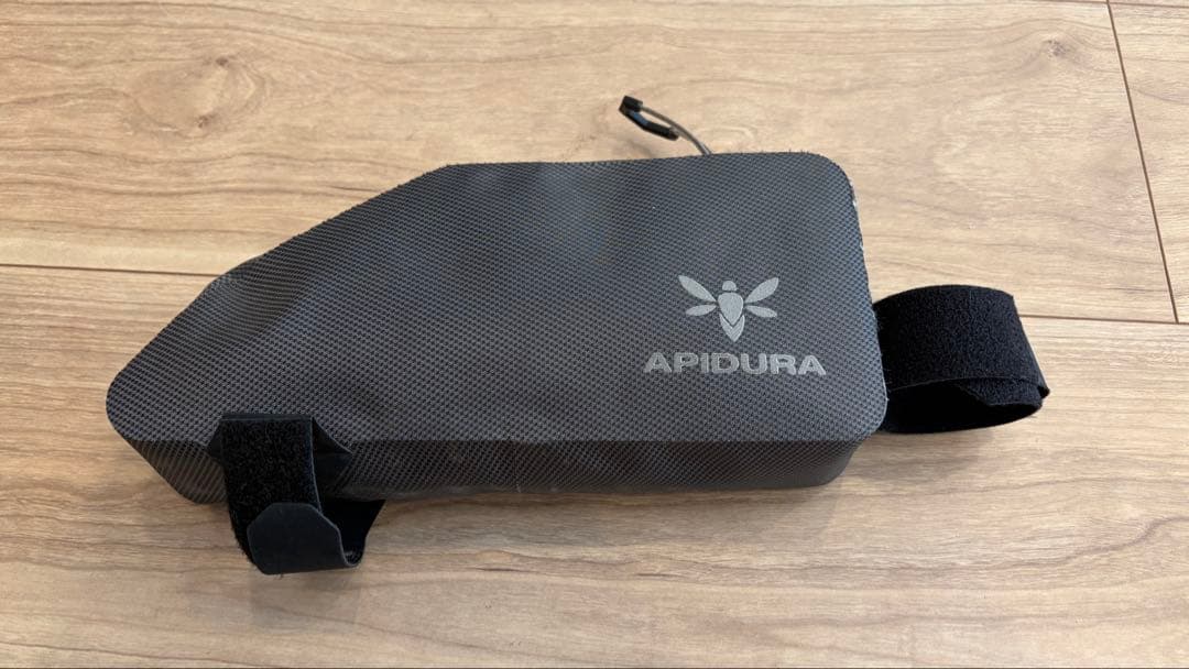 APIDURA エクスペディショントップチューブバッグ (1L)