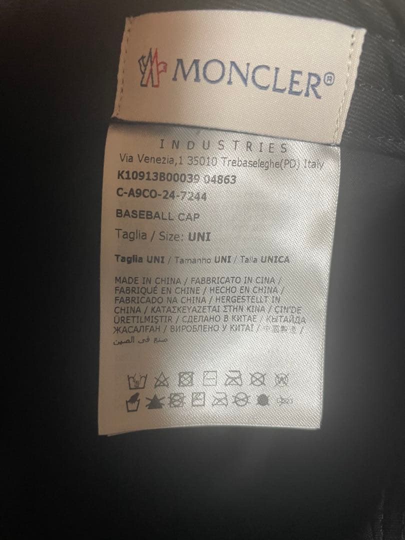 MONCLER ネイビー　ベースボールキャップ