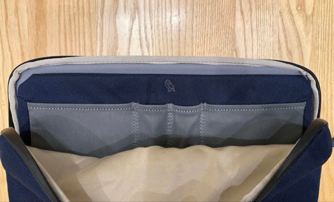【定価13,400円】Bellroy PCケース 13/14インチ(濃紺)