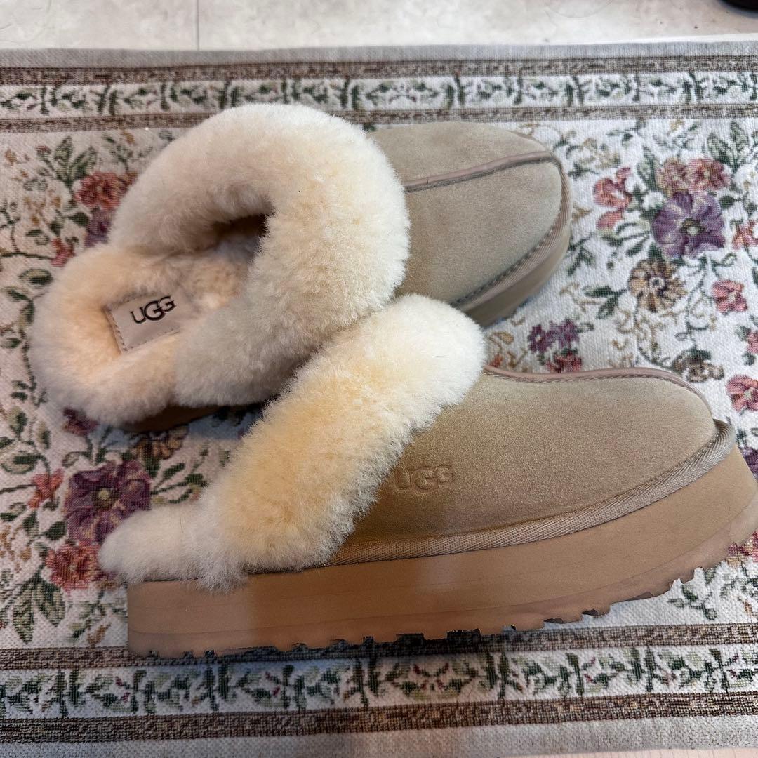 厚底　UGG SAND/ベージュ　Disquette