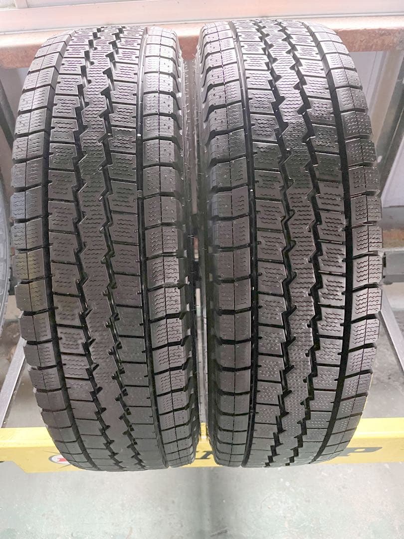 195/85R15 113/111L①(１本) あくび