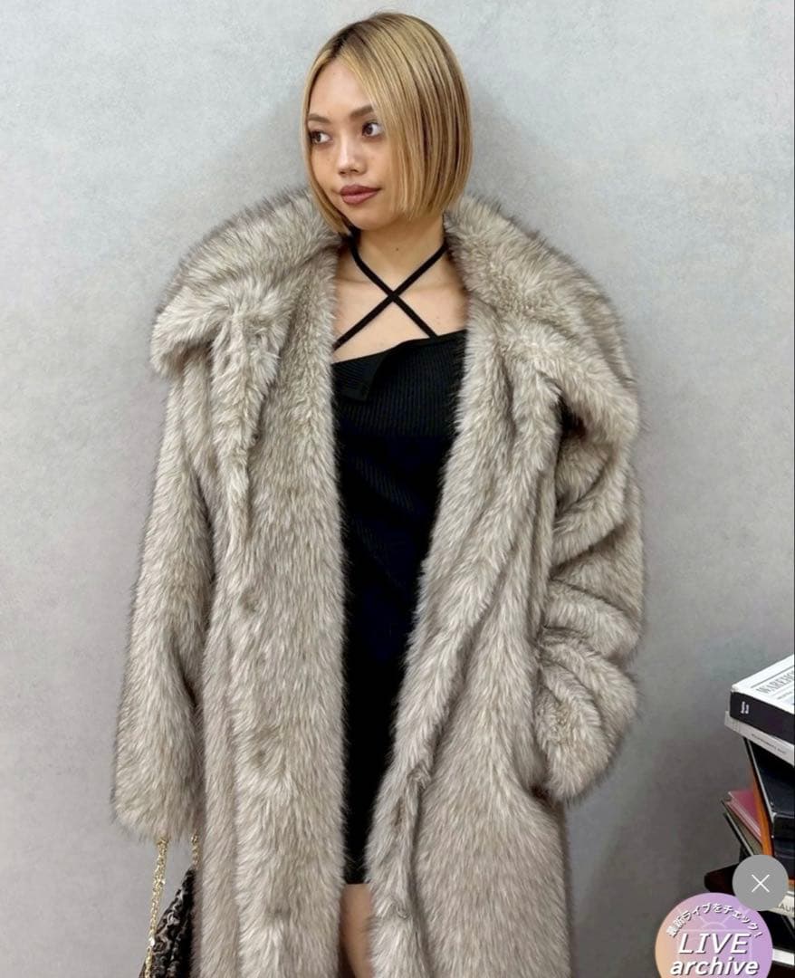 エブリス　ファーコート