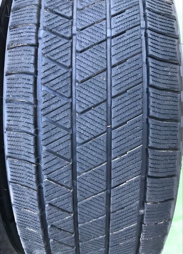 205/65 R15、BRIDGESTONE BLIZZAK VRX3、22年