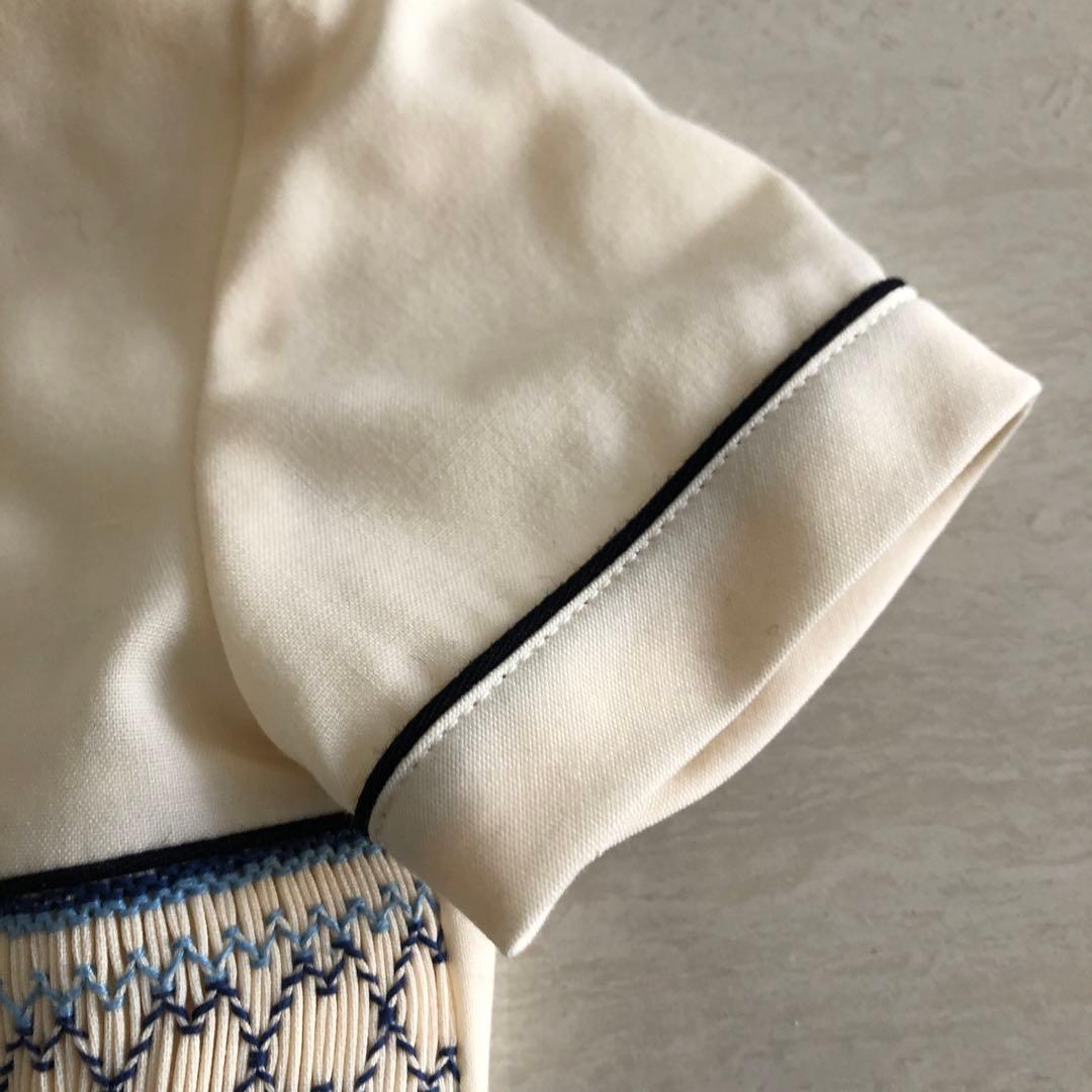 限定セール！マムエモア　スモッキングワンピース　ネイビー　お刺繍