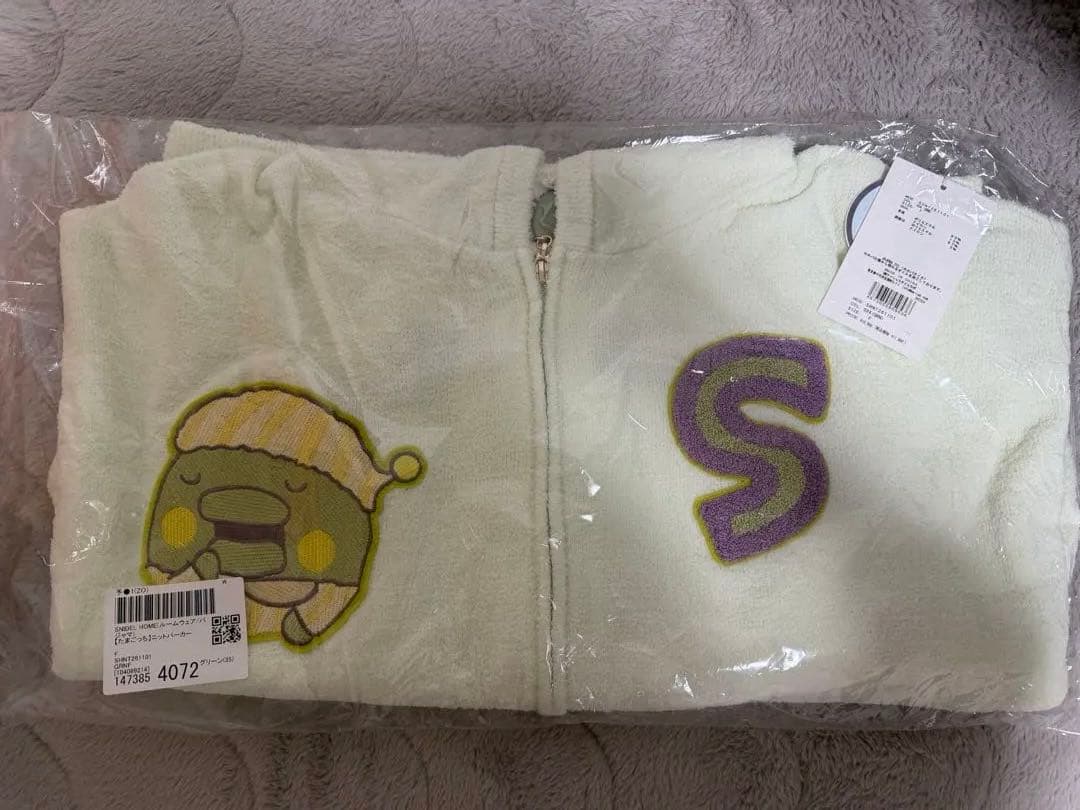 SNIDEL  ニットパーカー たまごっち くちぱっち